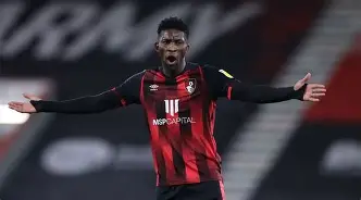 风云突变比利亚雷亚尔国际比赛日状态回暖，英超版图或变，压力陡增，训练强度明显提升